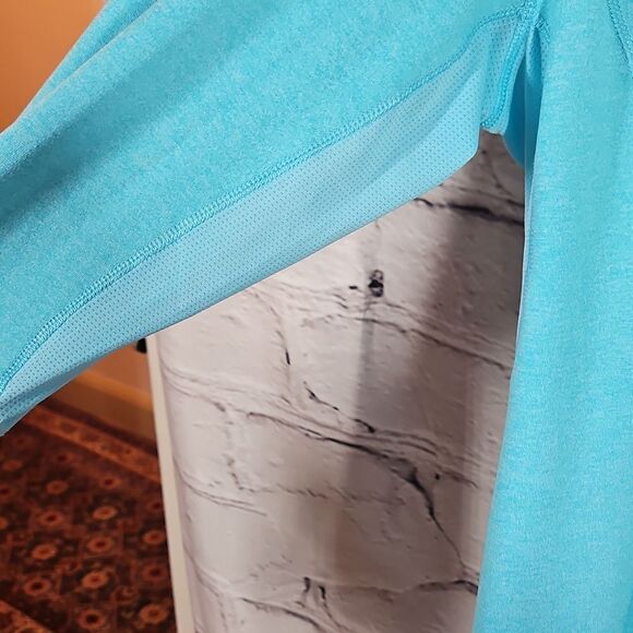 Brooks Half-Zip Running Top - Picture 4 of 11